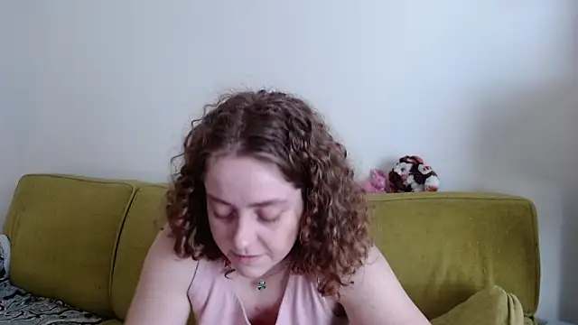 DeliaBlew online show from 20, 5, 2026