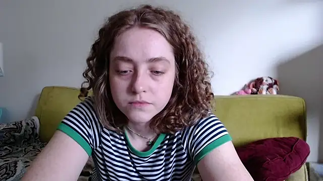 DeliaBlew online show from 4, 6, 2026