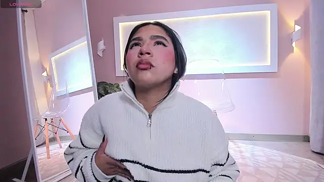 Mylarossi online show from 16, 12, 2025