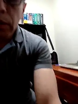 JRAdams23 online show from 17, 12, 2025