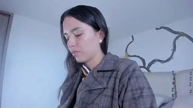 Cherrybombs  online show from 5, 12, 2025