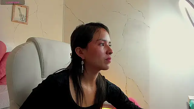 Cherrybombs  online show from 4, 2, 2026