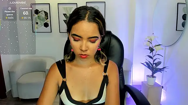 Snapshot of alana_martiins chatting on 29, 3, 2026 alana martiins online show from 29, 3, 2026