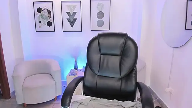 Snapshot of alana_martiins chatting on 24, 2, 2026 alana martiins online show from 24, 2, 2026