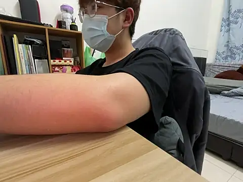 Snapshot of hiiiizzzz chatting on 23, 2, 2026 hiiiizzzz online show from 23, 2, 2026