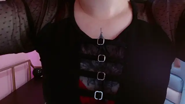 Keila x  online show from 2, 12, 2025