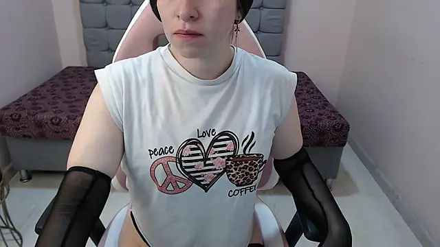 Keila x  online show from 21, 12, 2025