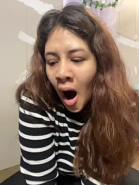 dakota021 online show from 14, 4, 2026