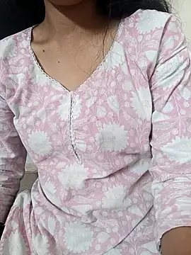 Sizzling Quinn online show from 12, 4, 2026