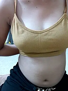 Sizzling Quinn online show from 22, 4, 2026