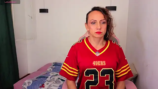 Ivonne ferrer   online show from 4, 12, 2025