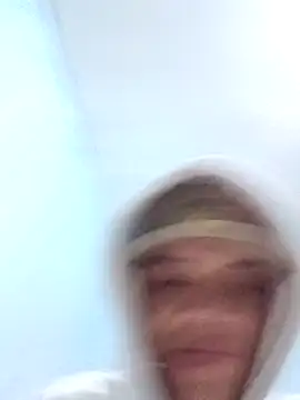 Snapshot of daniel_garzon chatting on 22, 3, 2026 daniel garzon online show from 22, 3, 2026