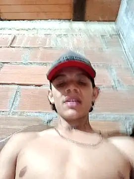 Snapshot of daniel_garzon chatting on 29, 11, 2025 daniel garzon online show from 29, 11, 2025