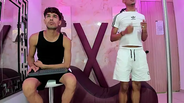 BIG COCKS online show from 6, 1, 2026