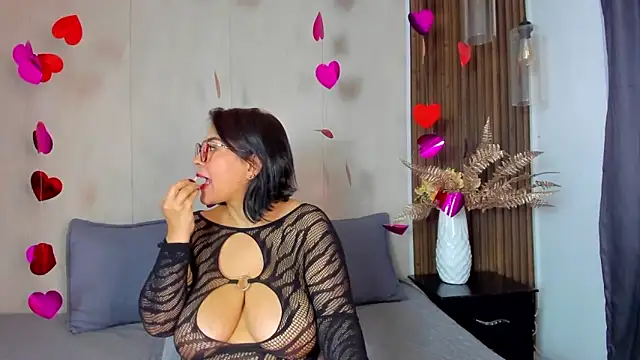 Snapshot of Meggan_Moree chatting on 26, 2, 2026 Meggan Moree online show from 26, 2, 2026