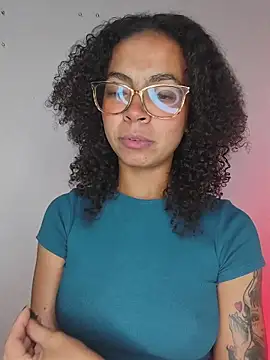   VioletaHeaven   online show from 28, 4, 2026