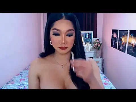 UrScreenGoddess online show from 6, 2, 2026