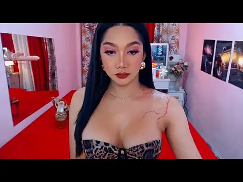 UrScreenGoddess online show from 5, 6, 2026