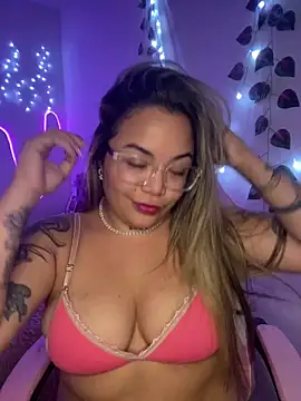Lindalatina2001 online show from 23, 3, 2026