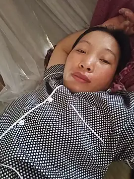 Snapshot of Evelyn-n chatting on 17, 7, 2026 Evelyn-n online show from 17, 7, 2026