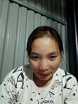 Evelyn-n online show from 1, 12, 2025