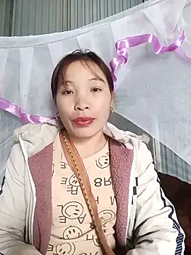 Evelyn-n online show from 14, 12, 2025