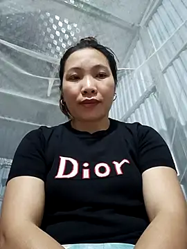 Evelyn-n online show from 23, 2, 2026