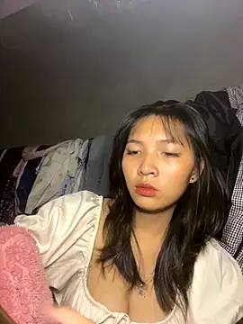 Snapshot of Tea-peach chatting on 1, 12, 2025 Tea-peach online show from 1, 12, 2025