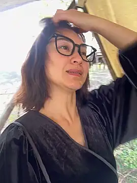 A-ZJunn online show from 7, 3, 2026