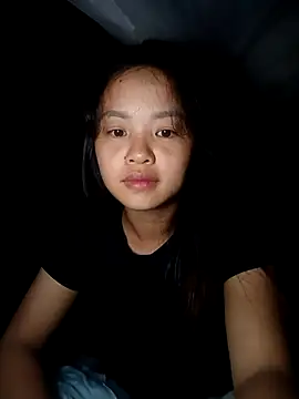 Pretty-haert online show from 4, 12, 2025