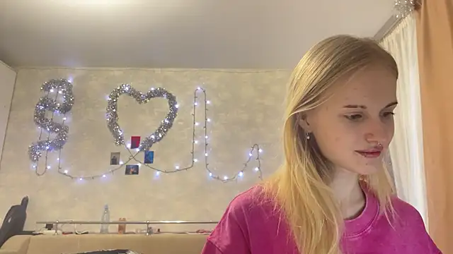 CelenFomes online show from 2, 12, 2025