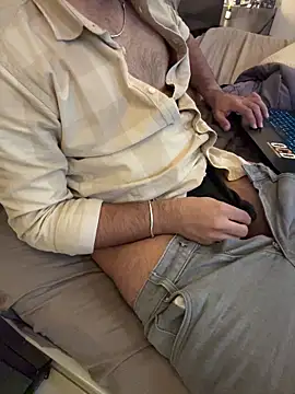 BlahNextDoor online show from 16, 12, 2025