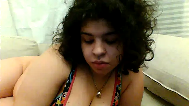 shaskittles  online show from 1, 12, 2025