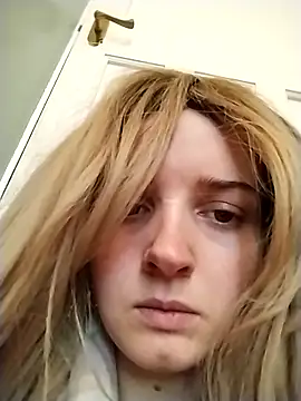 Snapshot of Amy01112 chatting on 22, 12, 2025 Amy01112 online show from 22, 12, 2025