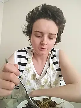 Amy01112 online show from 9, 5, 2026