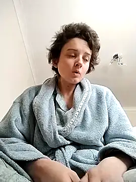Amy01112 online show from 17, 5, 2026