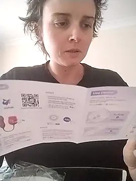 Amy01112 online show from 25, 4, 2026