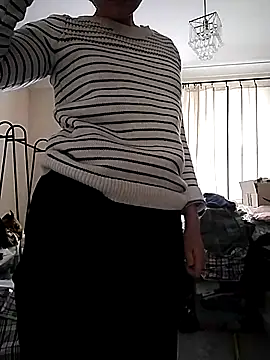 Amy01112 online show from 11, 5, 2026