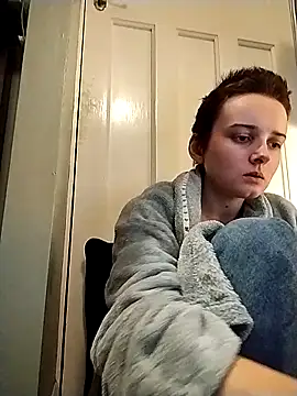 Amy01112 online show from 6, 2, 2026