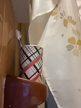 Petebulimia online show from 4, 2, 2026