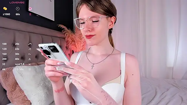 AnGee  online show from 15, 3, 2026