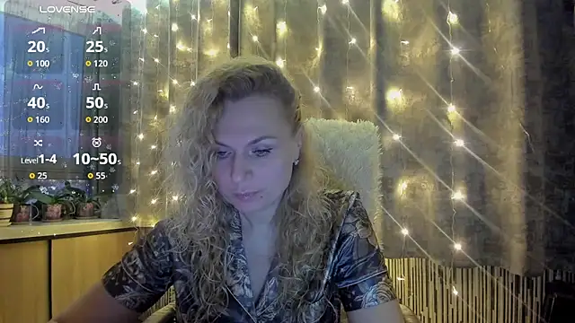 LanaLight x online show from 23, 12, 2025