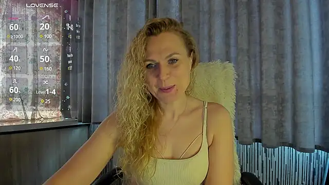 LanaLight x online show from 28, 5, 2026