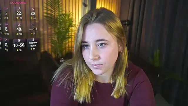 Snapshot of KailaVoss chatting on 3, 12, 2025 KailaVoss online show from 3, 12, 2025