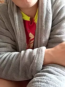 gatitachula93 online show from 8, 4, 2026