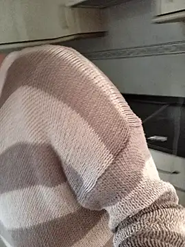 Snapshot of gatitachula93 chatting on 24, 2, 2026 gatitachula93 online show from 24, 2, 2026