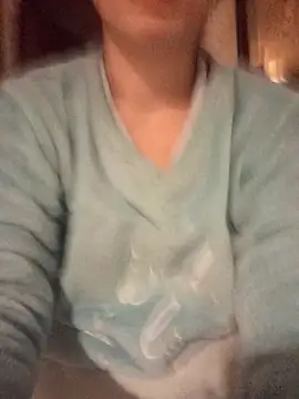 Snapshot of gatitachula93 chatting on 1, 2, 2026 gatitachula93 online show from 1, 2, 2026