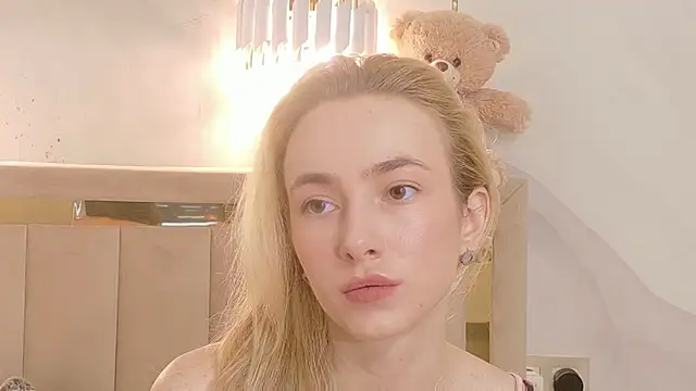 AdeleMartin online show from 1, 12, 2025