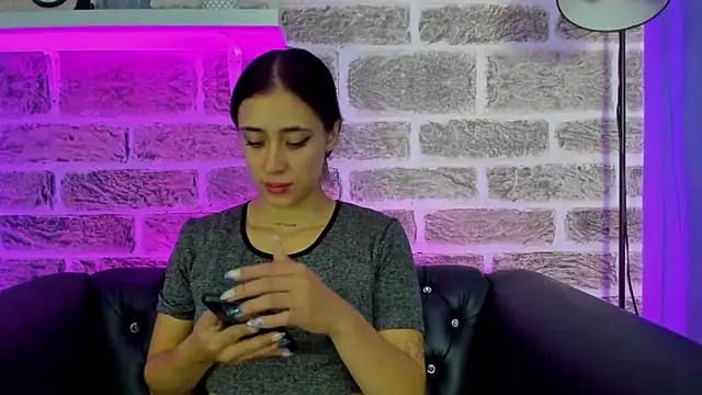 Snapshot of Ariana_collinss chatting on 15, 5, 2026 Ariana collinss online show from 15, 5, 2026