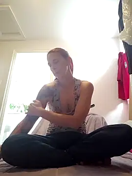 poleslut69 online show from 5, 12, 2025